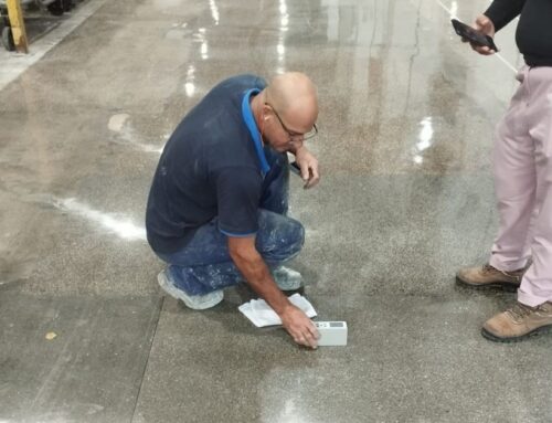 Especificação de pisos industriais: critérios por tipo de operação