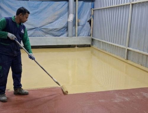 Manutenção do piso uretano: inspeção, limpeza e reparos